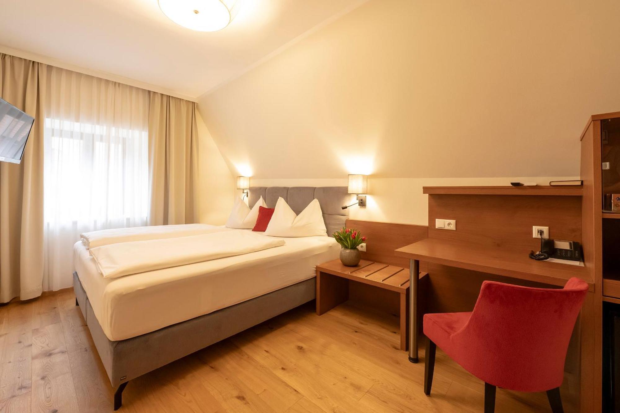 Hotel Mader ستير المظهر الخارجي الصورة