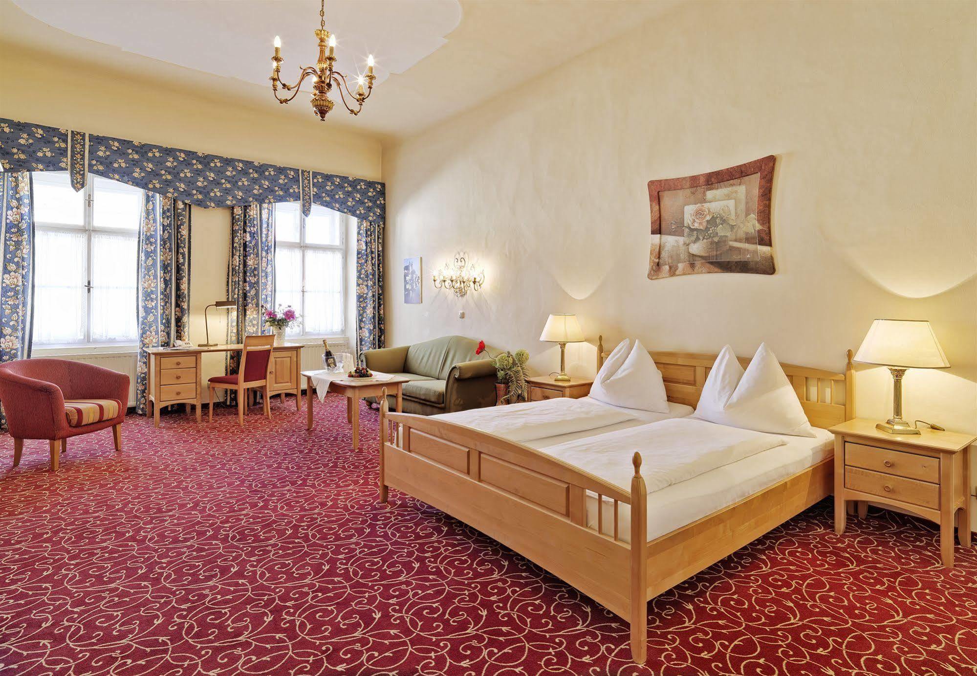 Hotel Mader ستير المظهر الخارجي الصورة